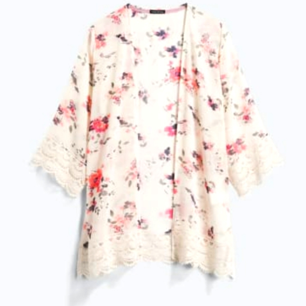 Laria Crochet Trim Open Front Woven XL
